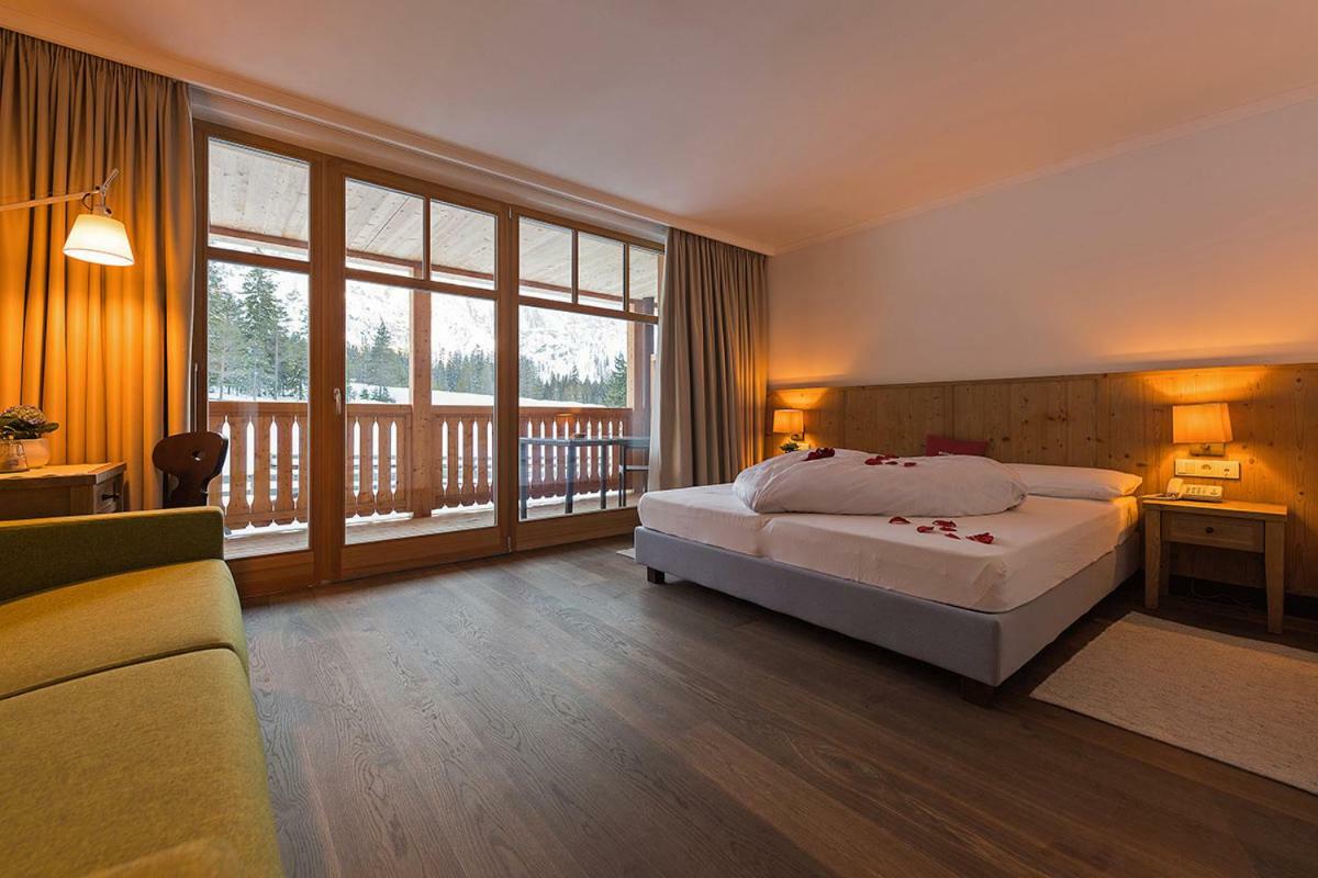 Alpin Natur Hotel Brueckele Braies  Εξωτερικό φωτογραφία